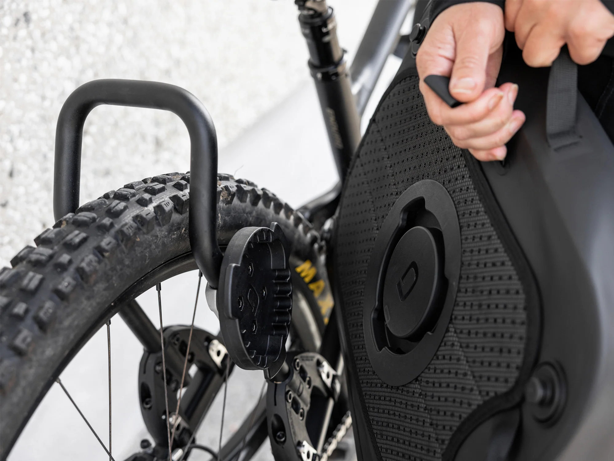 QuickLock Pannier Bag Pro - Image 5