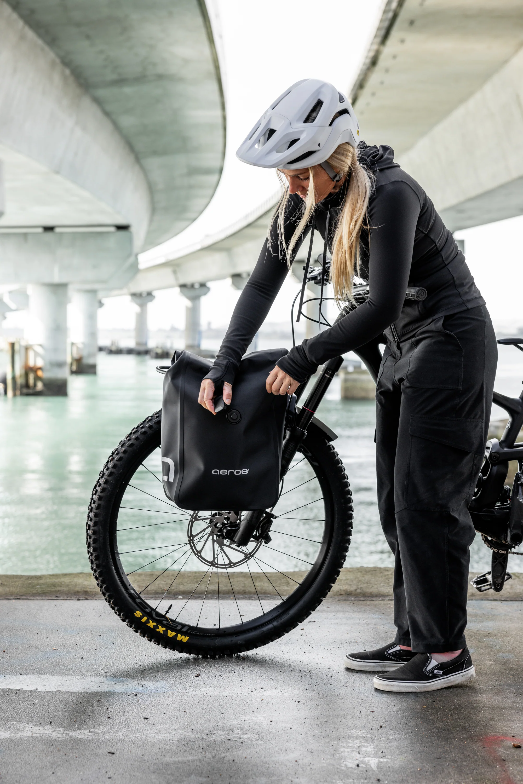 Spider Front Rack + Pannier Bag Essentials Bundle - Image 3