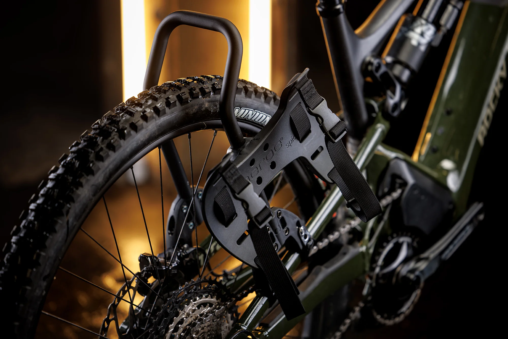 Spider Rear Rack + 8L Dry Bag Essentials Bundle - Image 9