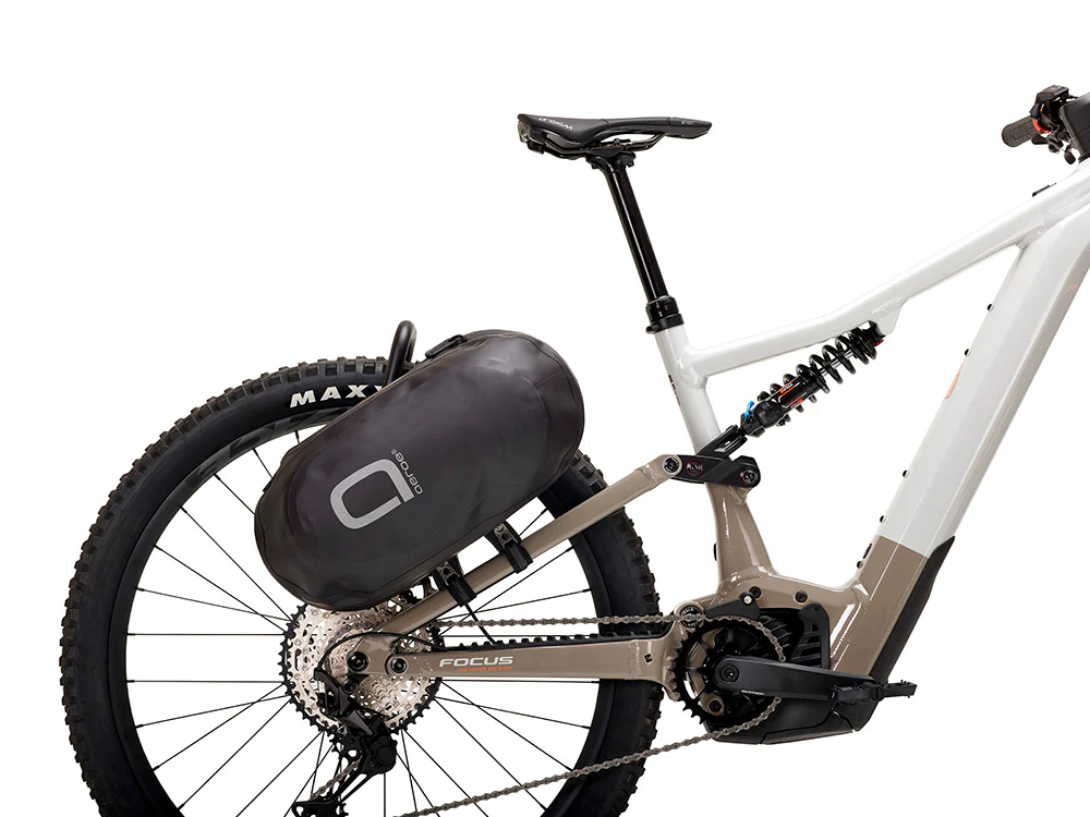 Spider Rear Rack (Base) & 11L QuickLock Adventure Pod Combo - Image 5
